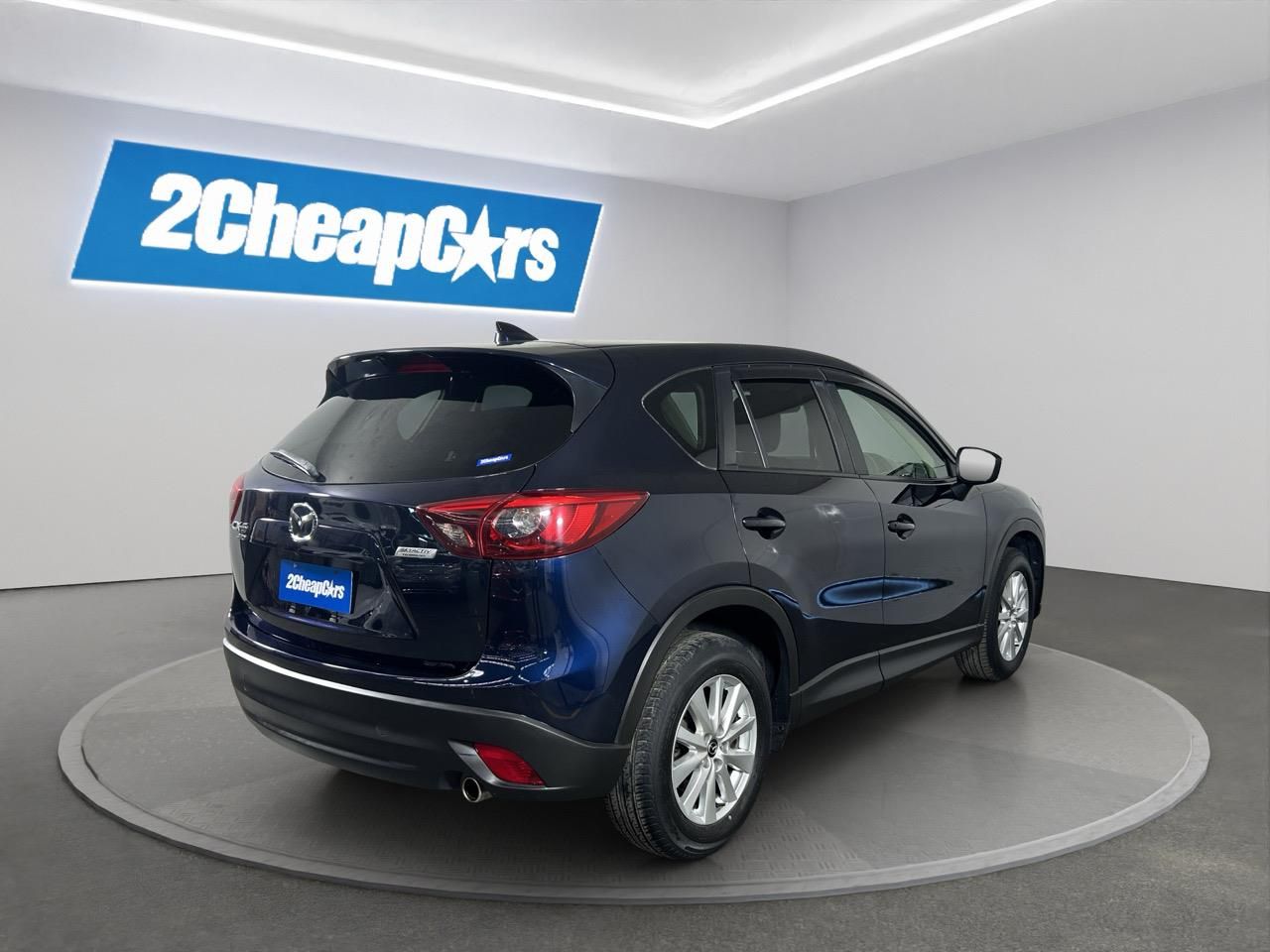 Vehicle image 5