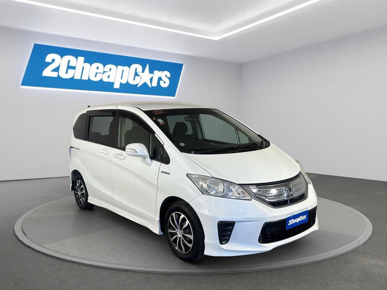 Vehicle image 3