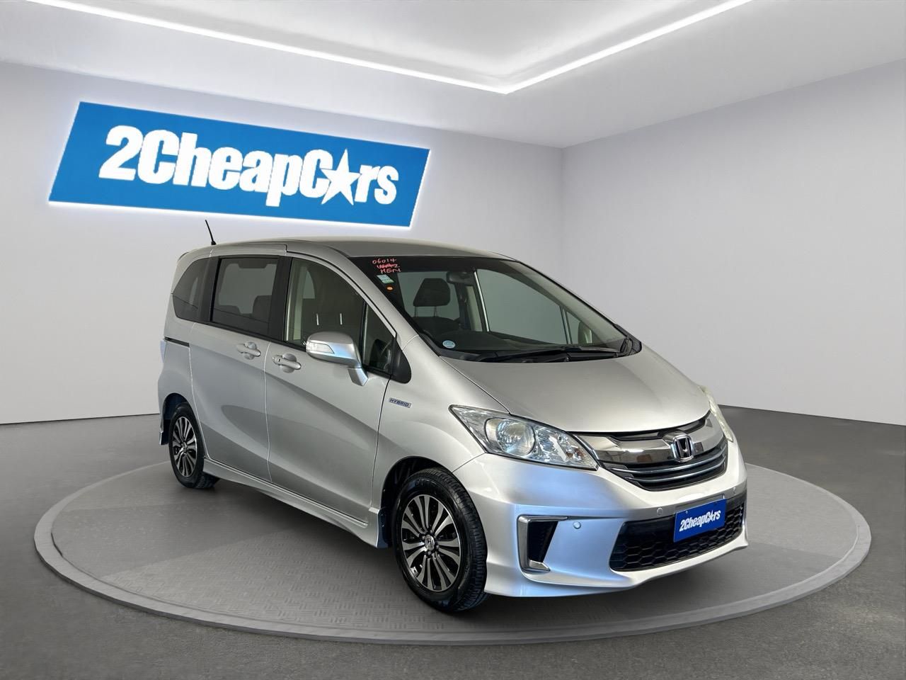 Vehicle image 3