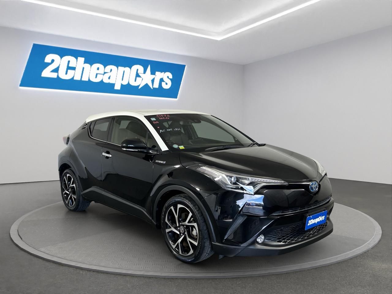 Vehicle image 3