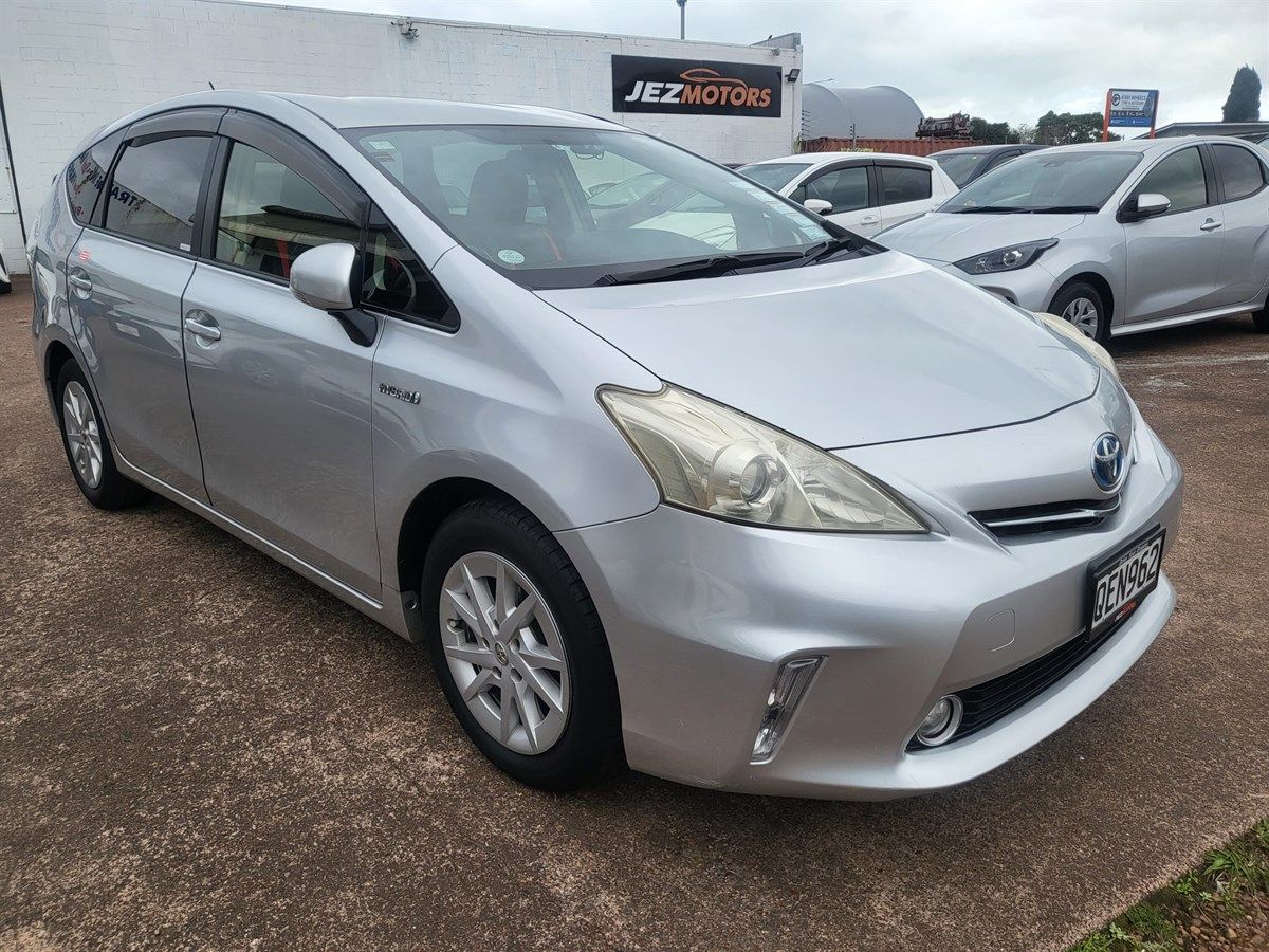Vehicle image 3