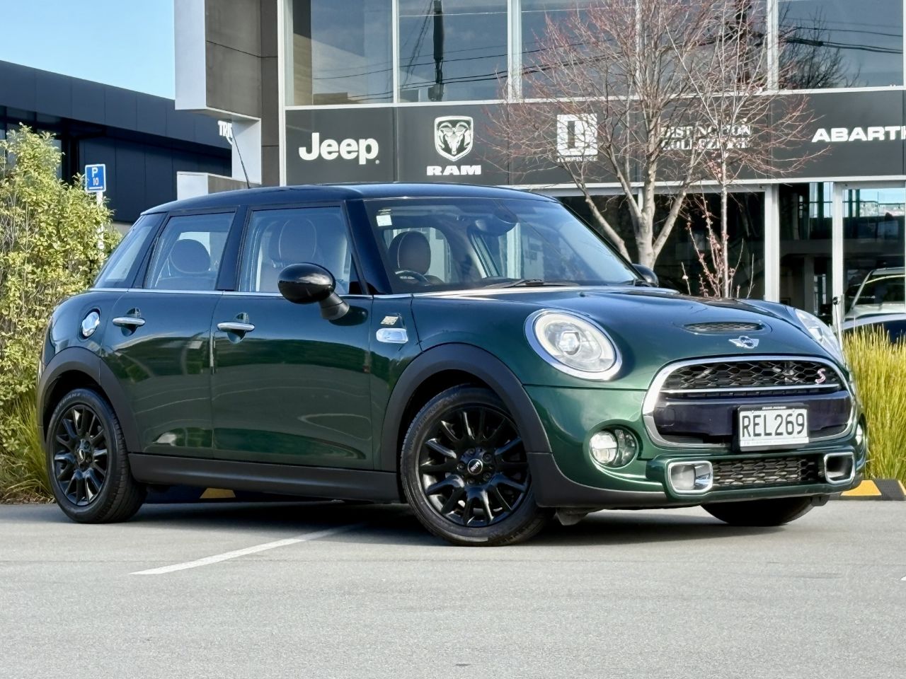 Vehicle image 1