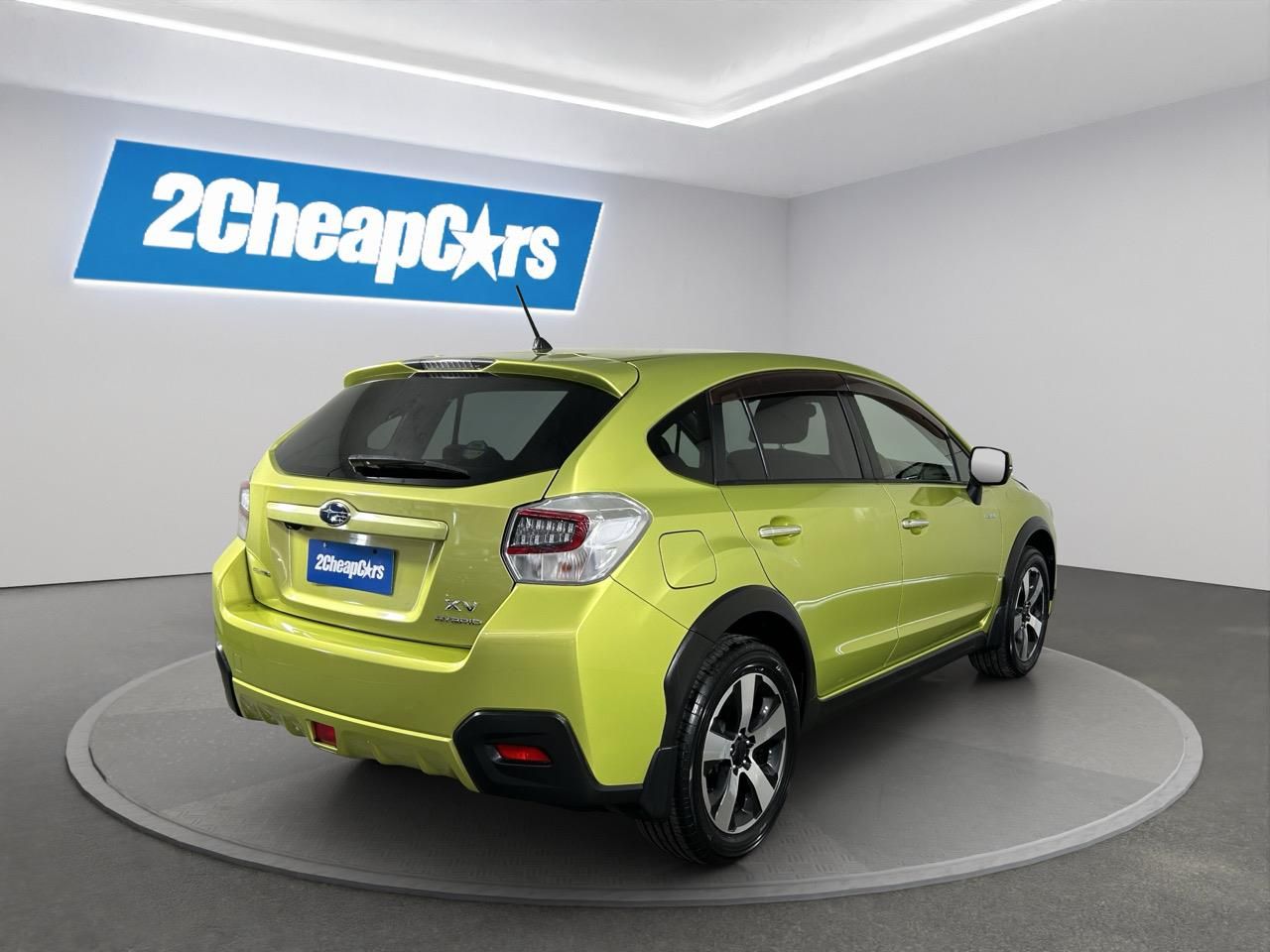 Vehicle image 5