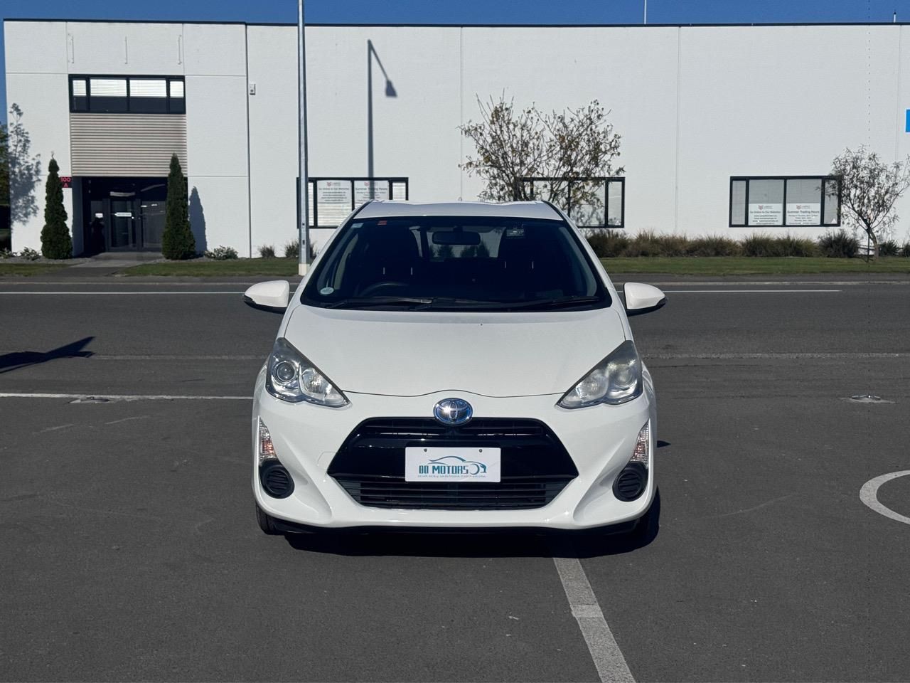 Vehicle image 2
