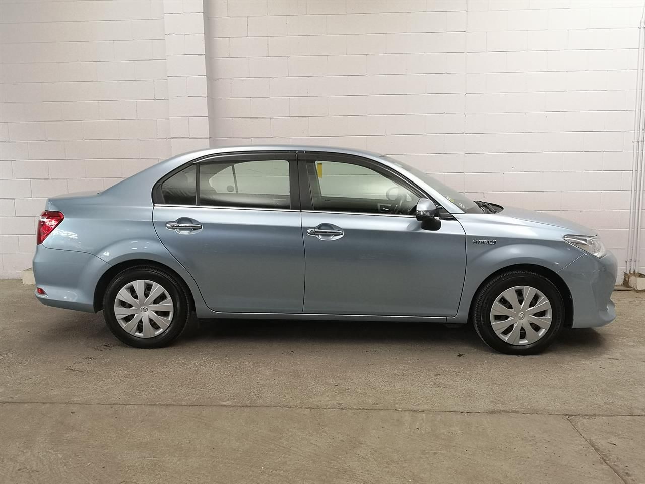 Vehicle image 3