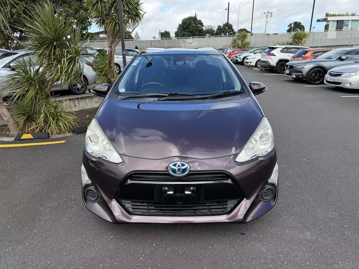 Vehicle image 2