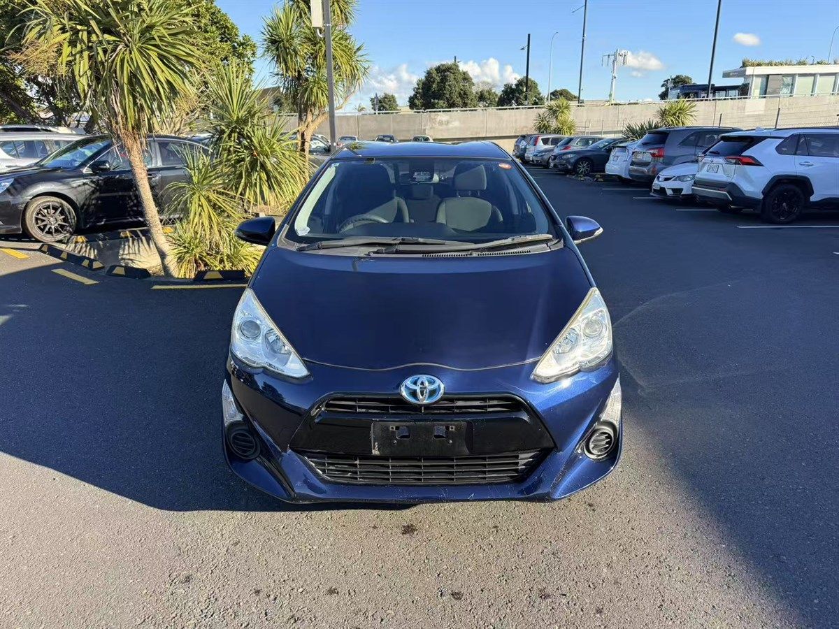 Vehicle image 2