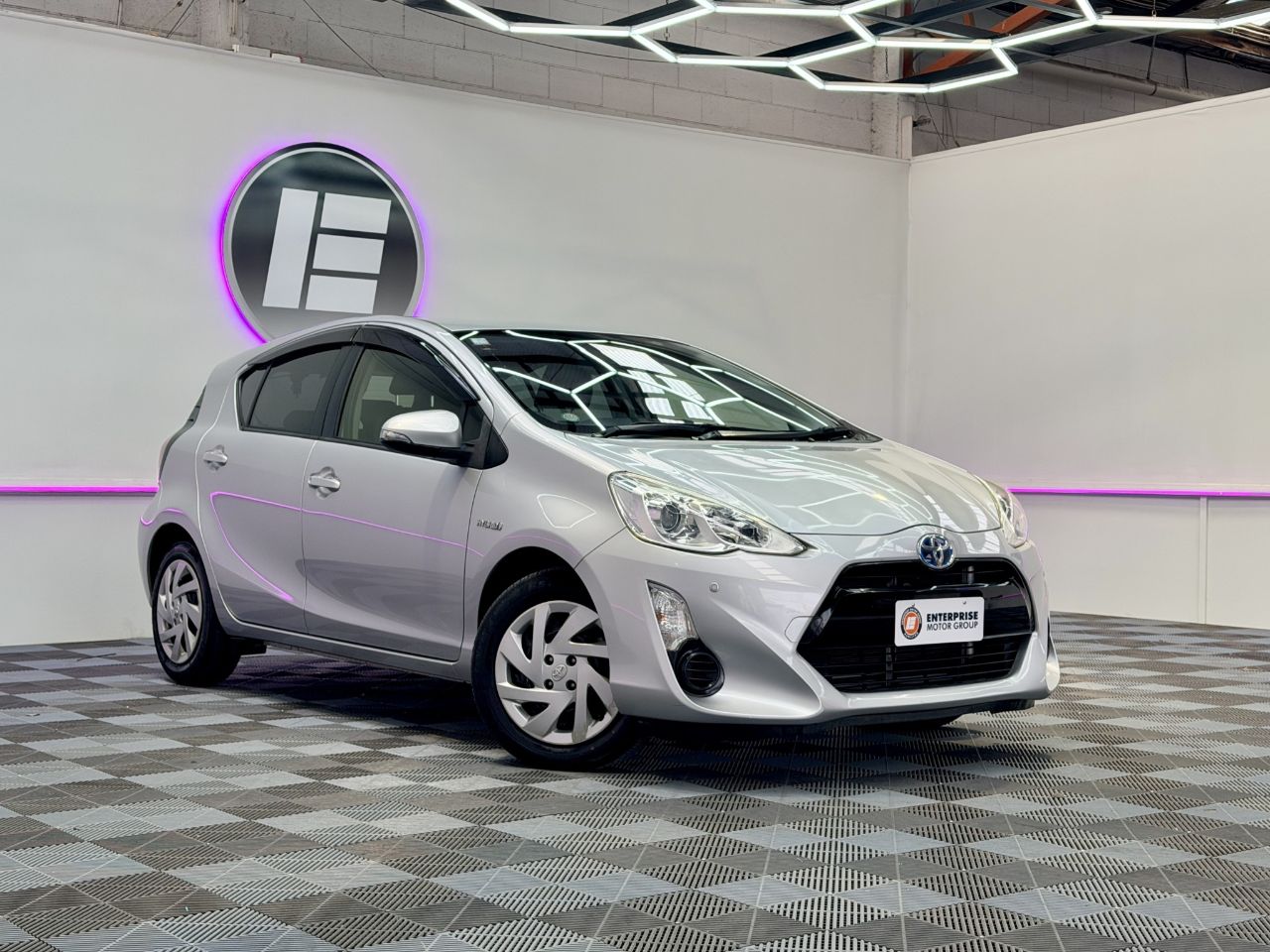 Vehicle image 1