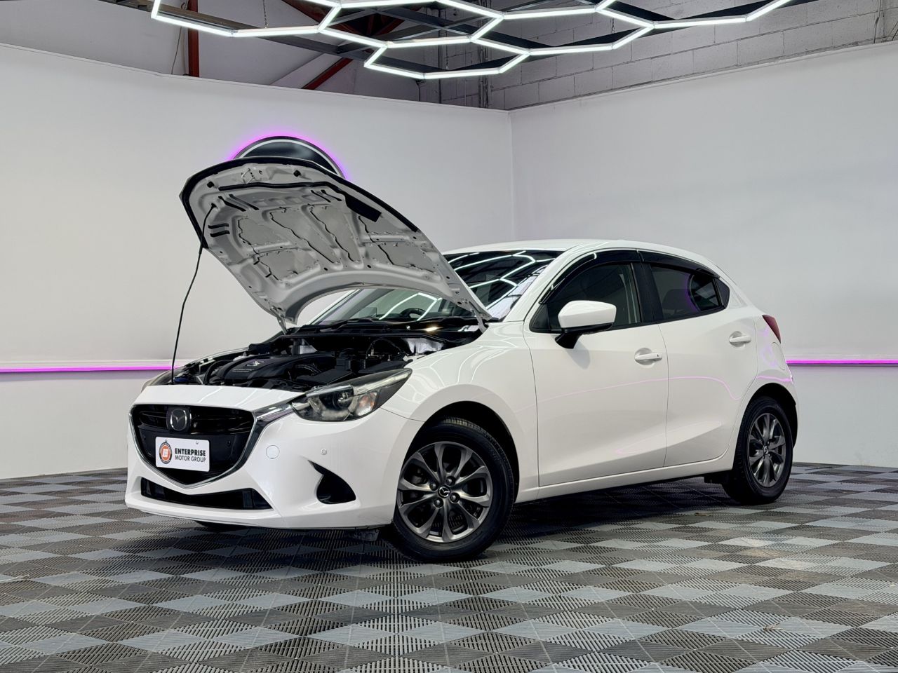 Vehicle image 3