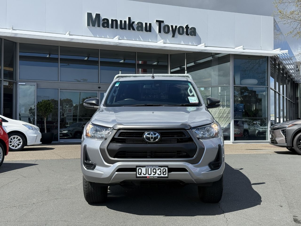 Vehicle image 3