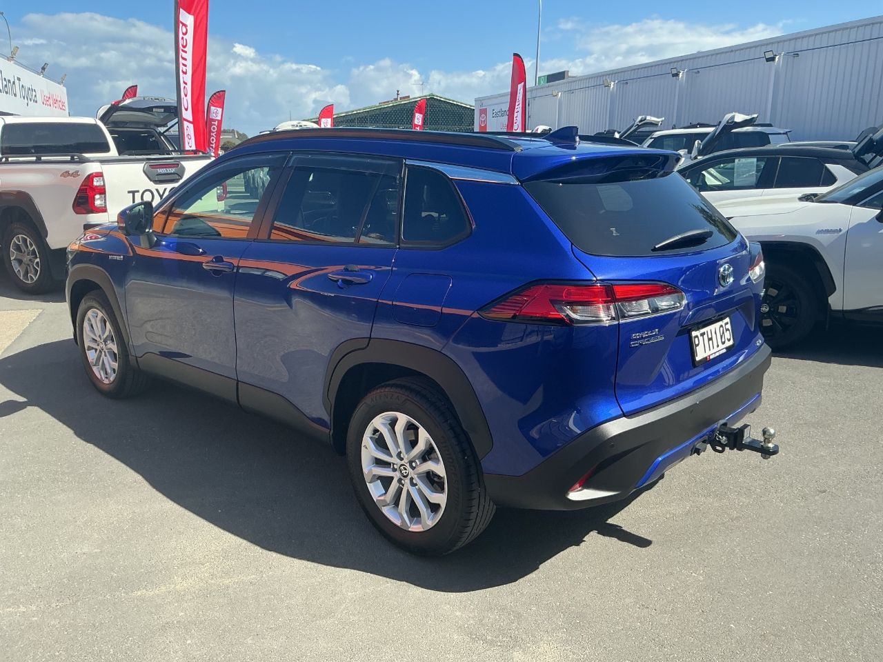 Vehicle image 5