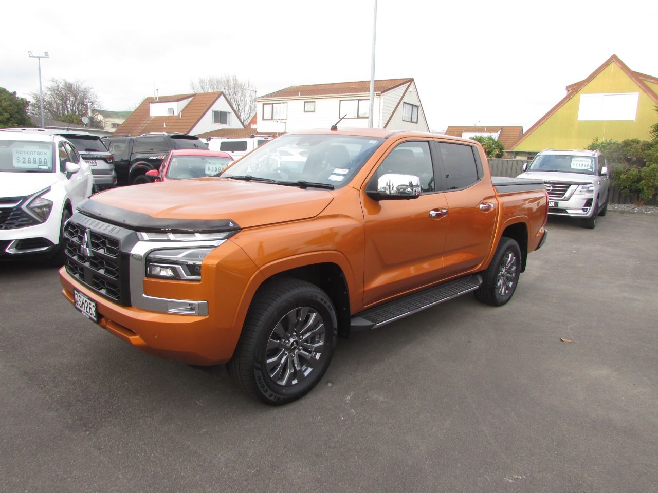 Vehicle image 4