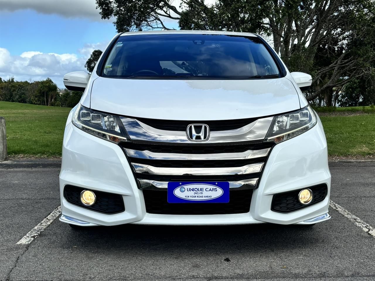 Vehicle image 5
