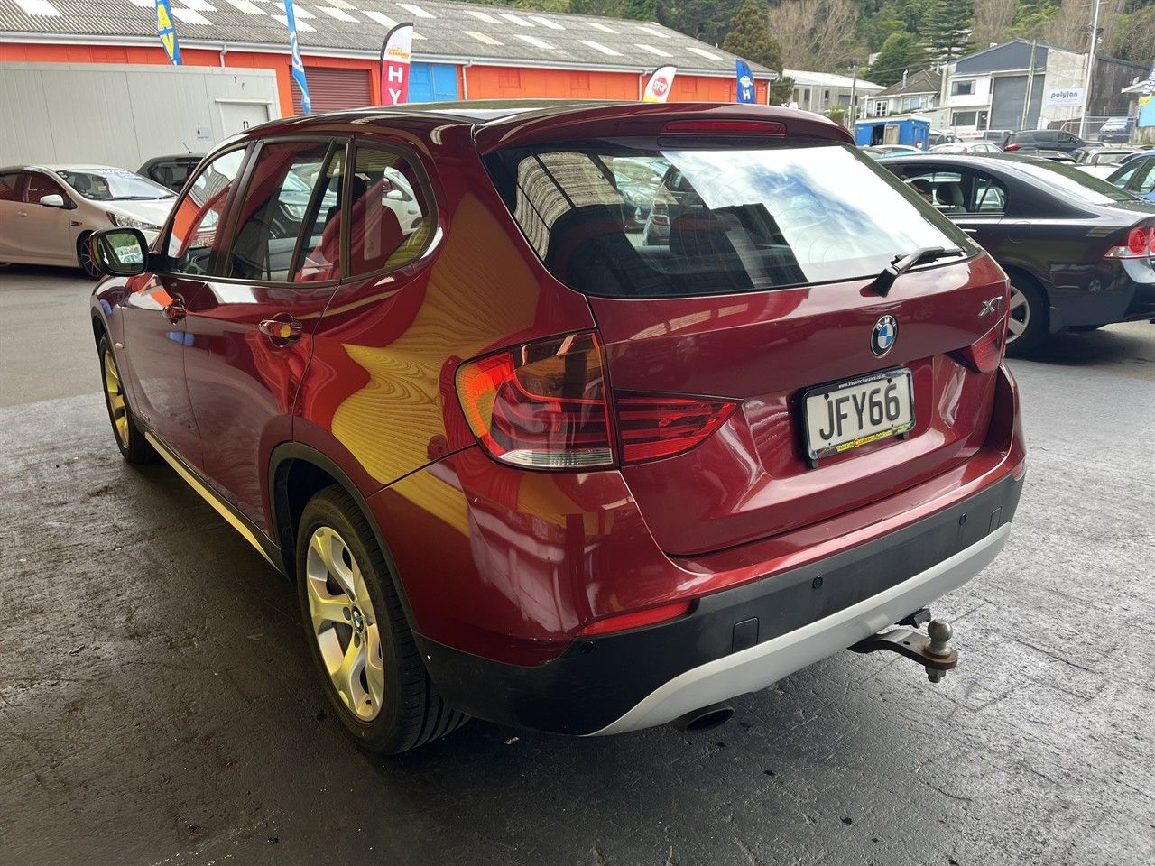 Vehicle image 4