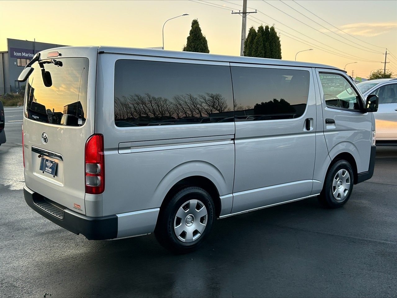Vehicle image 3