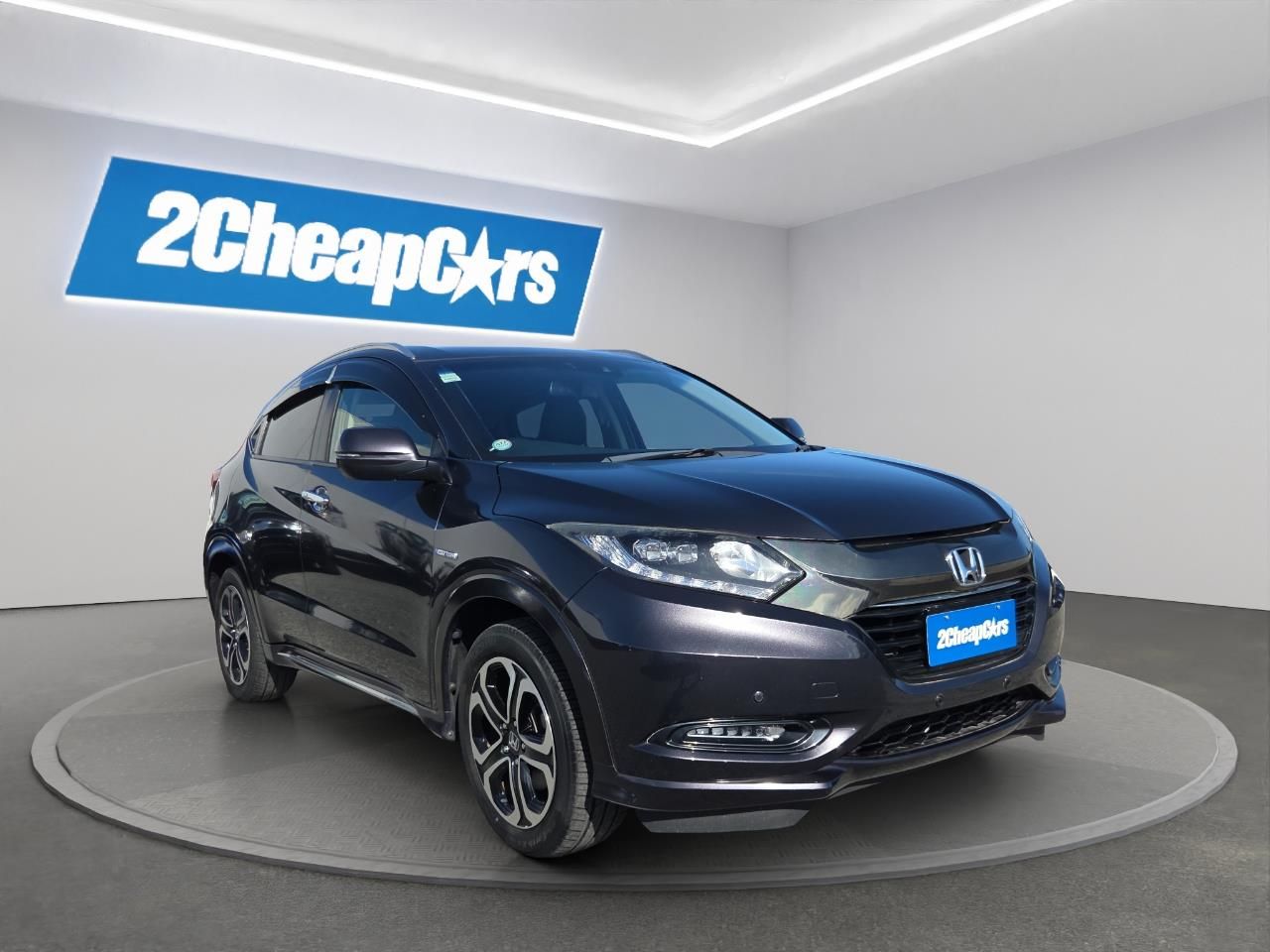 Vehicle image 3
