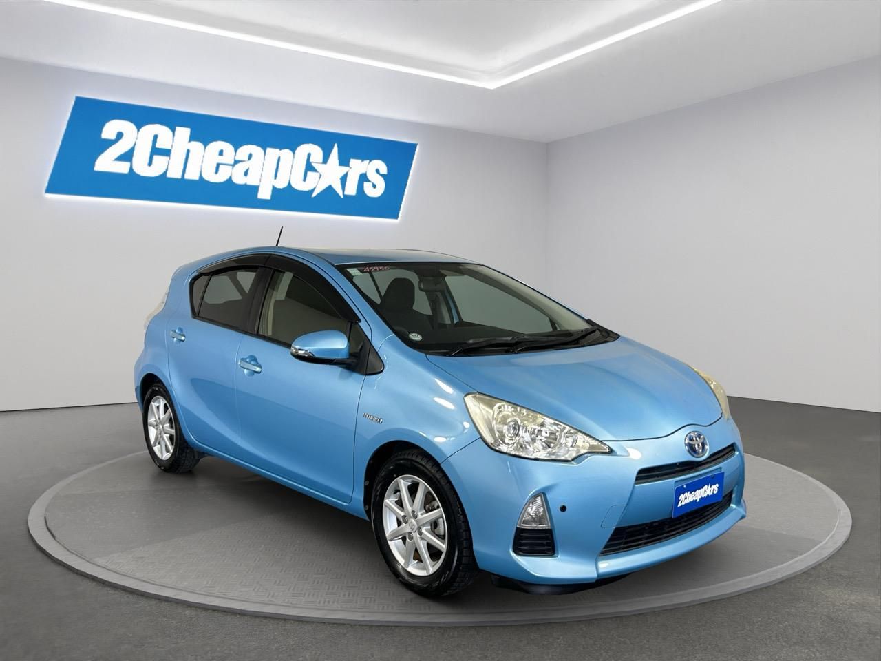 Vehicle image 3