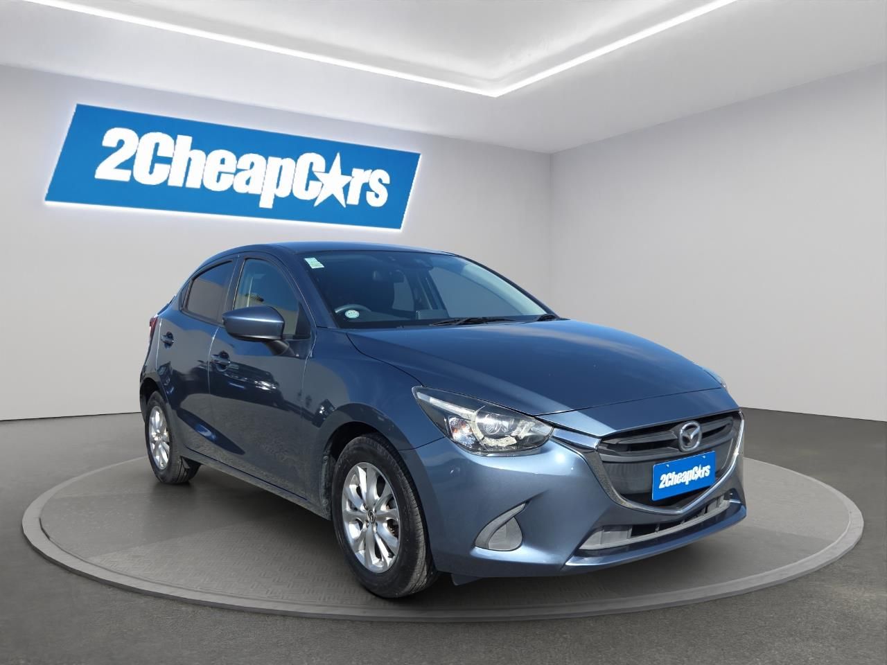 Vehicle image 3