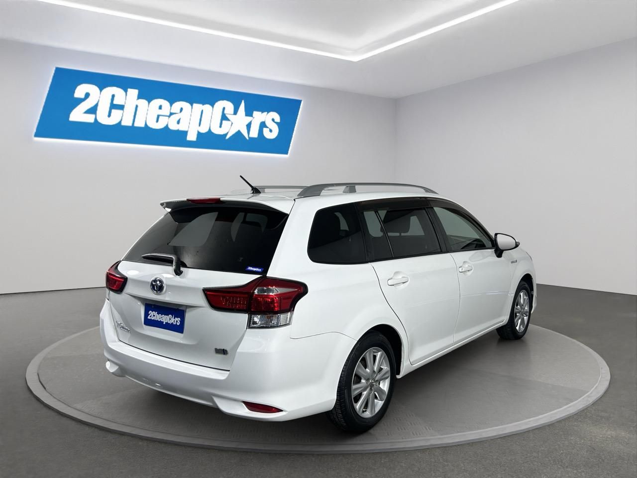 Vehicle image 5