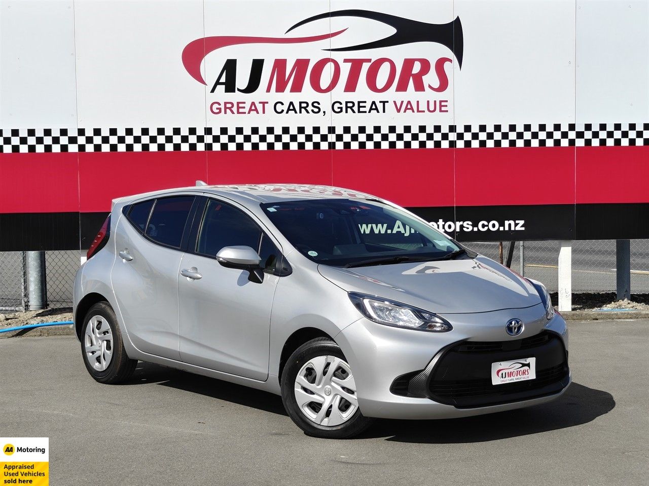 Vehicle image 1