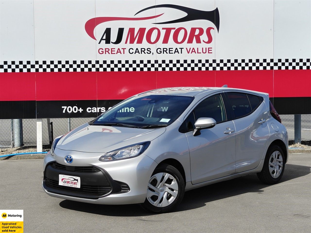 Vehicle image 2