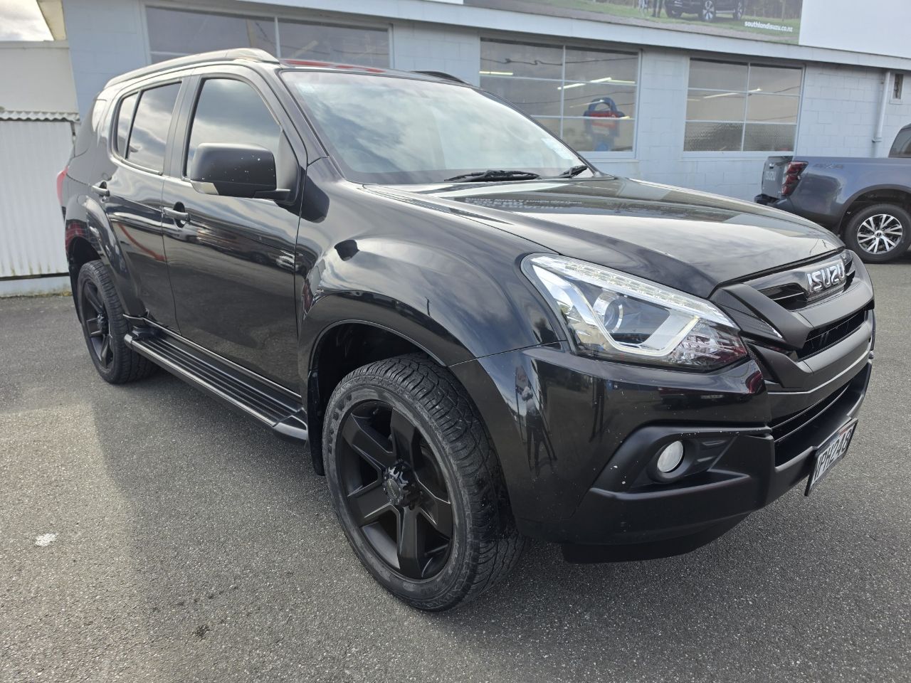 Vehicle image 2