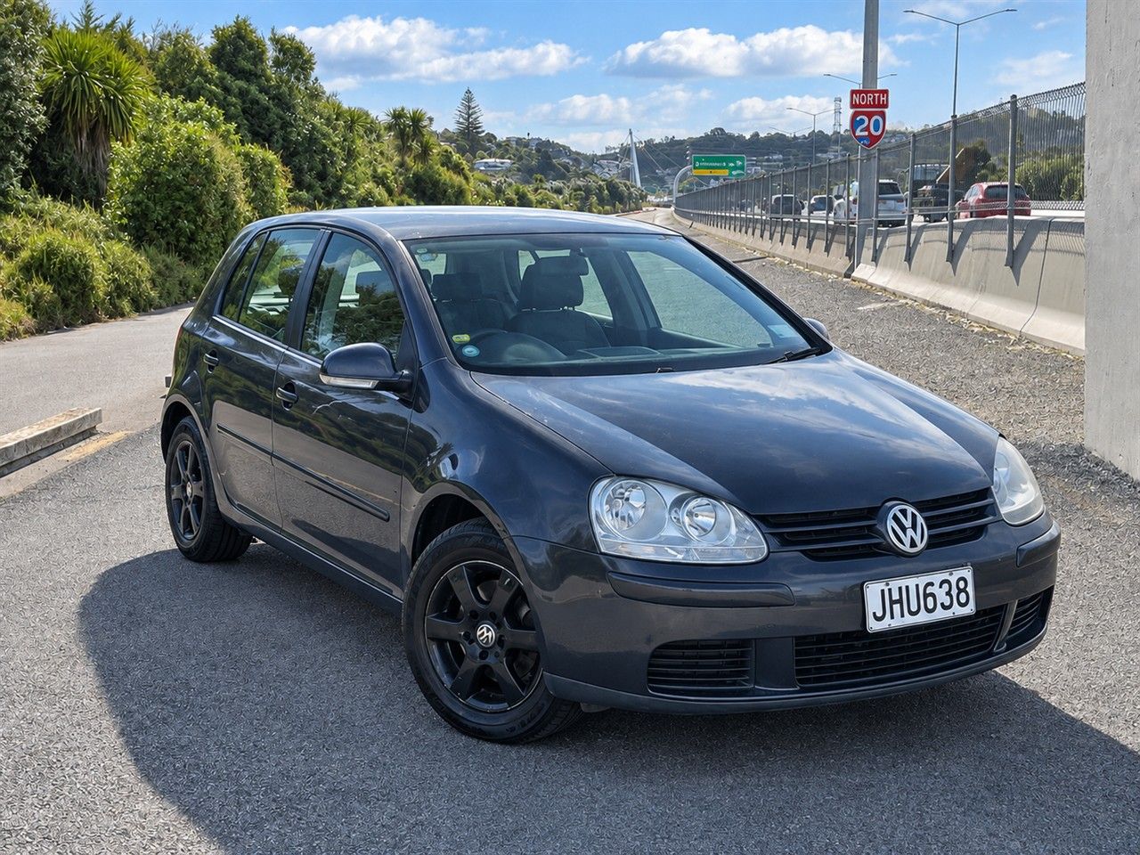 Vehicle image 1