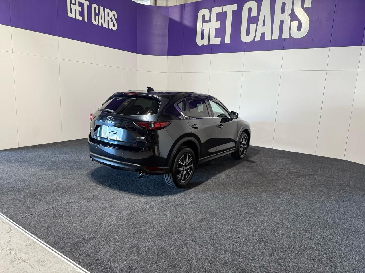 Vehicle image 4