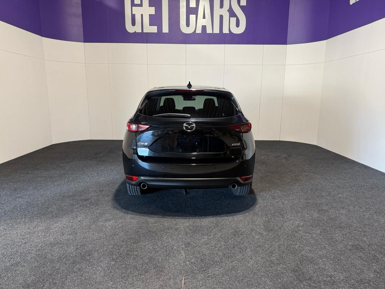 Vehicle image 5