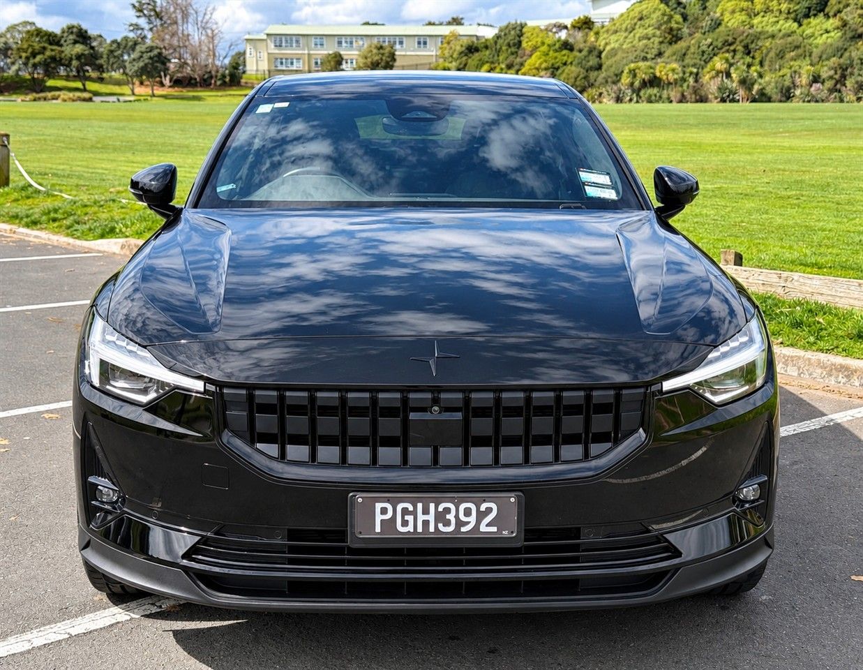 Vehicle image 3