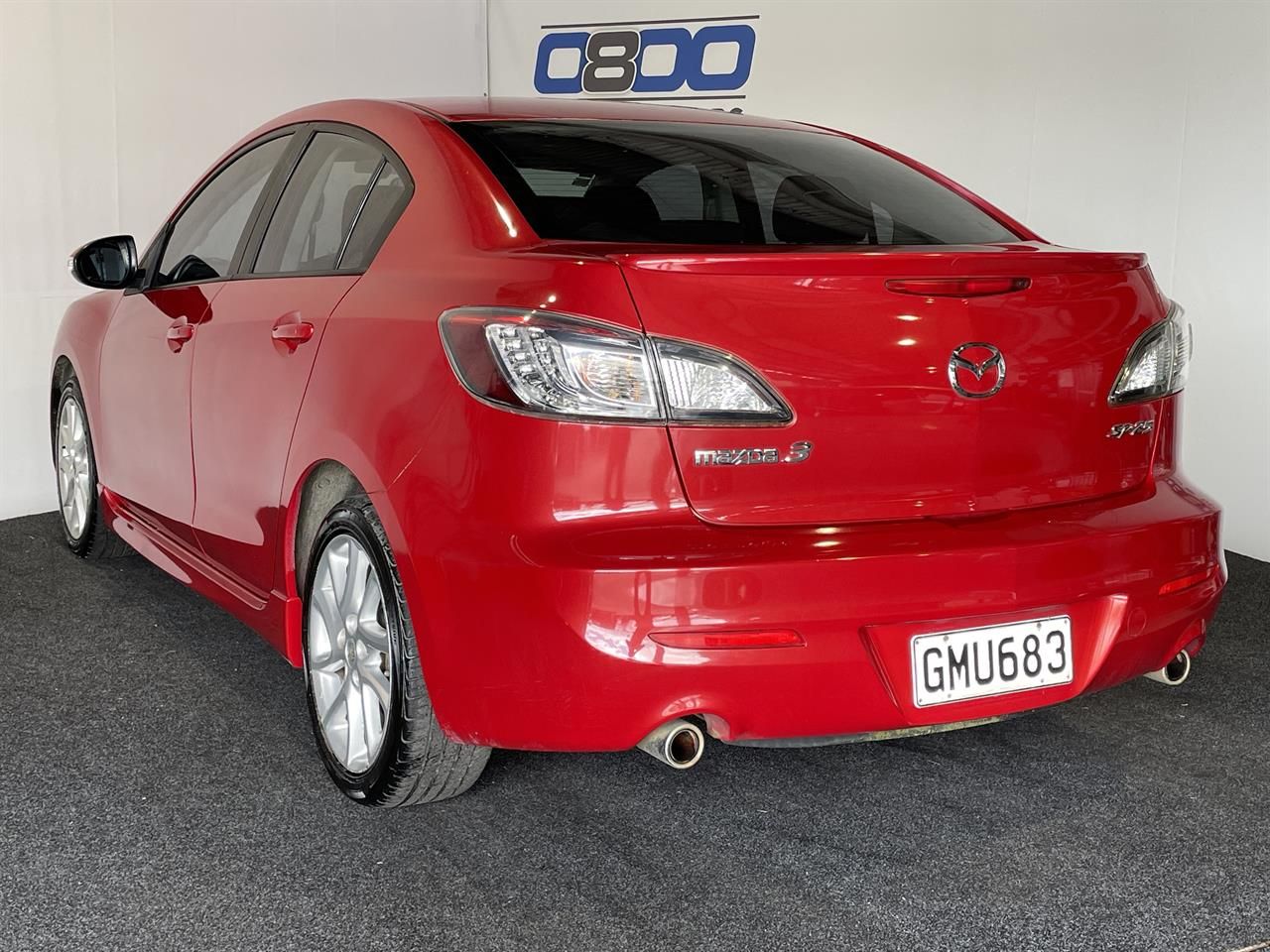 Vehicle image 4