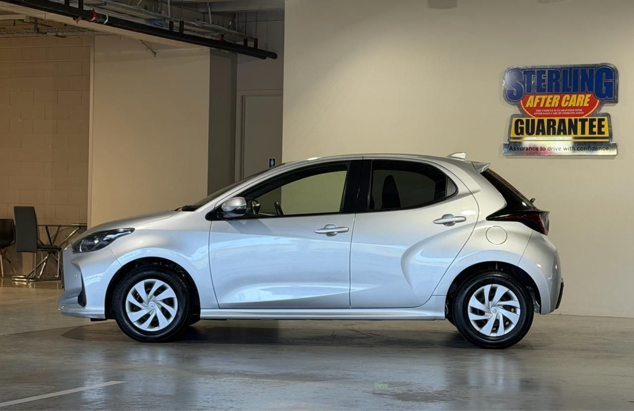 Vehicle image 5