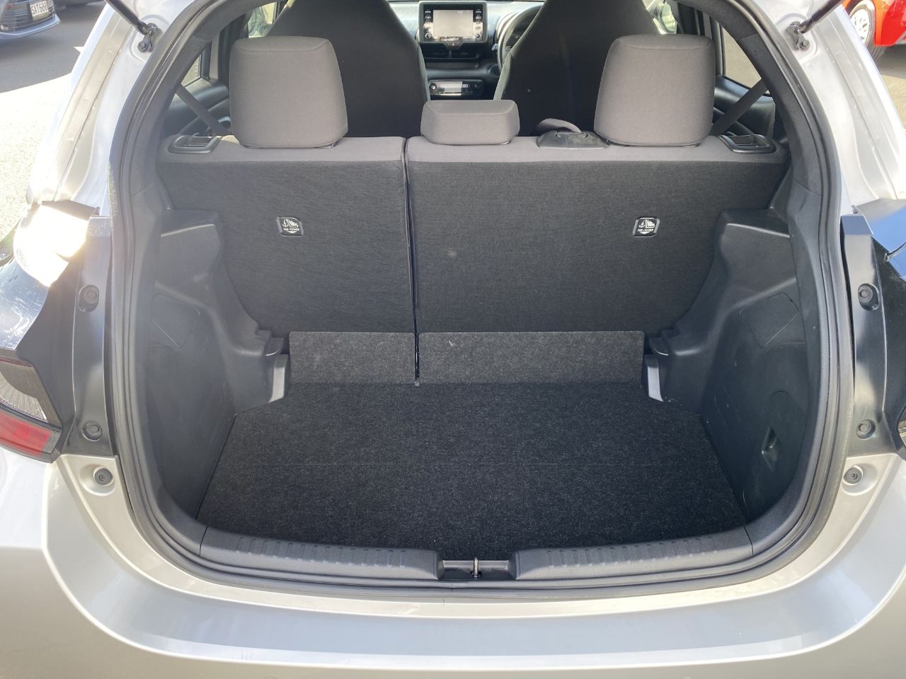 Vehicle image 4