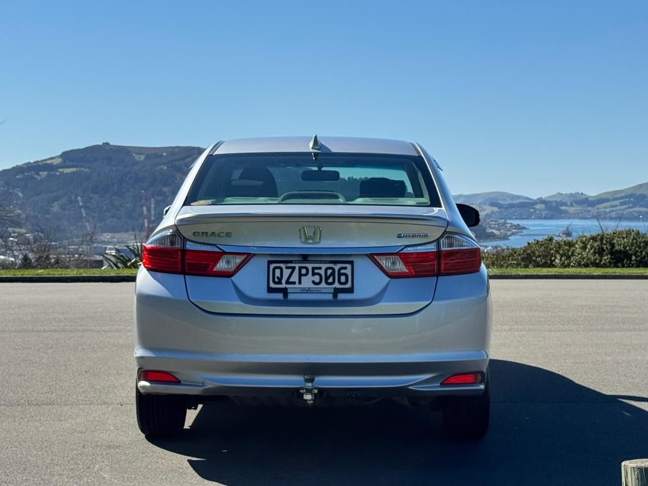 Vehicle image 4