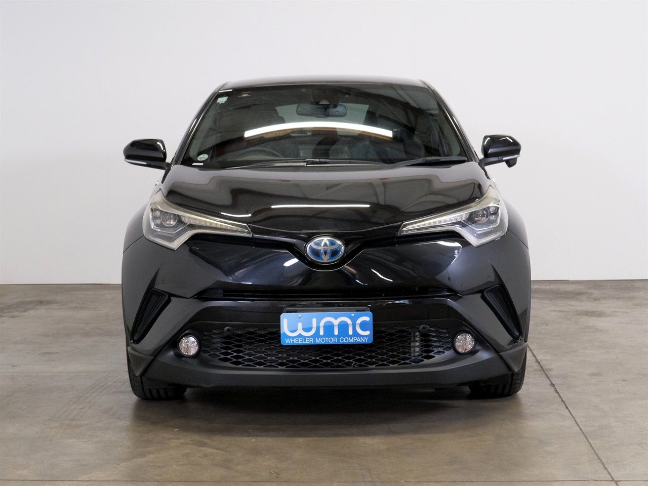 Vehicle image 3