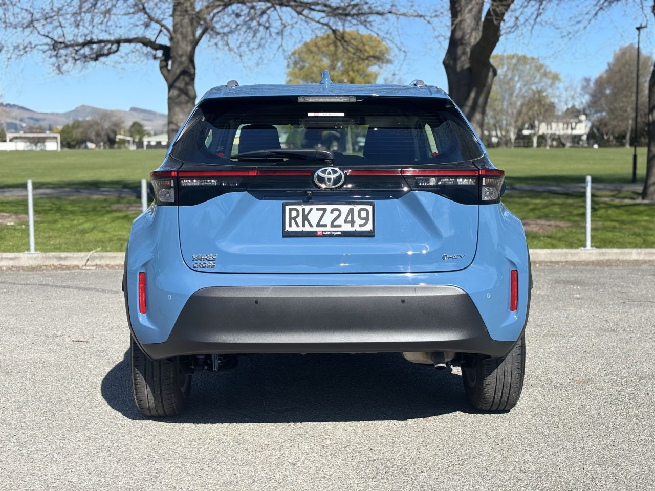 Vehicle image 4