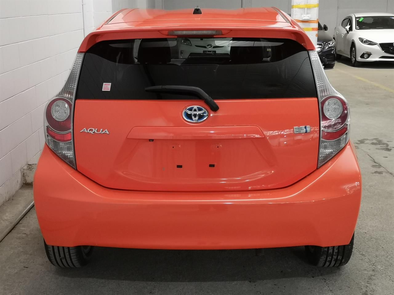 Vehicle image 5