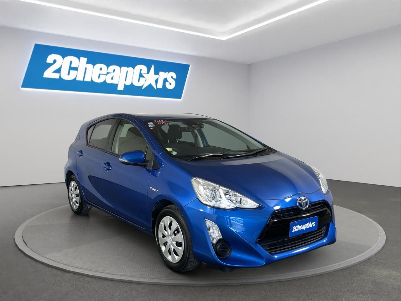 Vehicle image 3