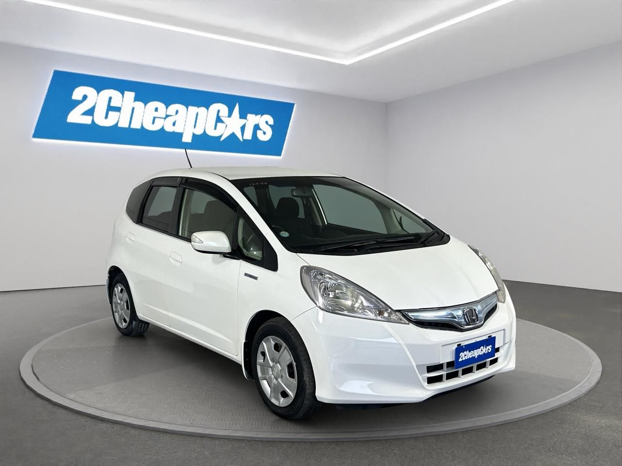 Vehicle image 3