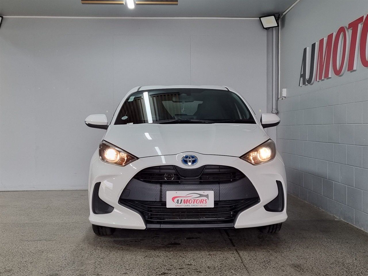 Vehicle image 2