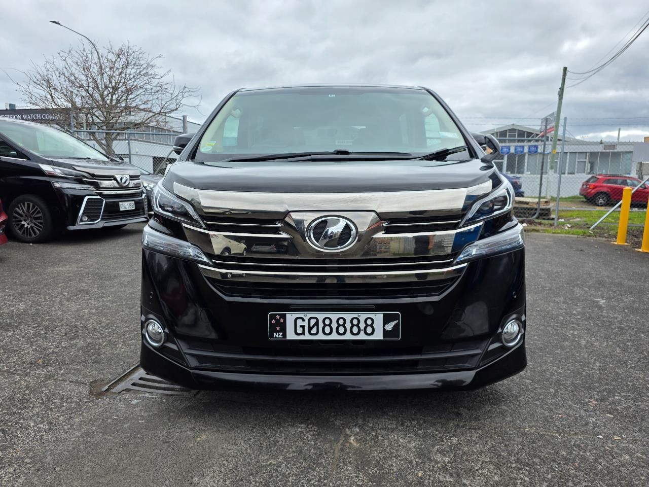 Vehicle image 3