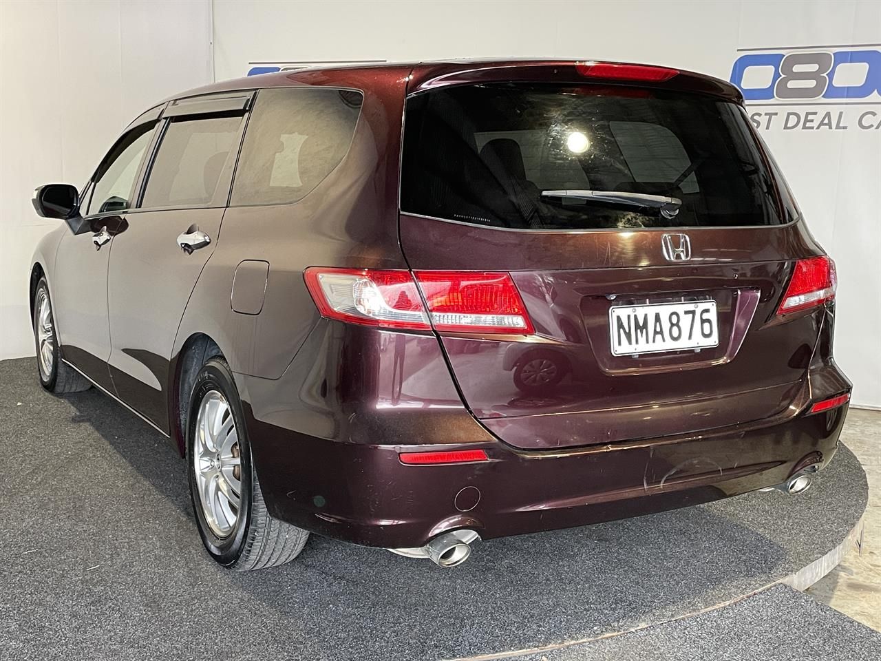 Vehicle image 4