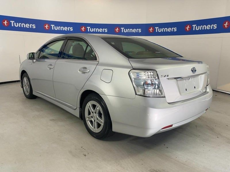 Vehicle image 5