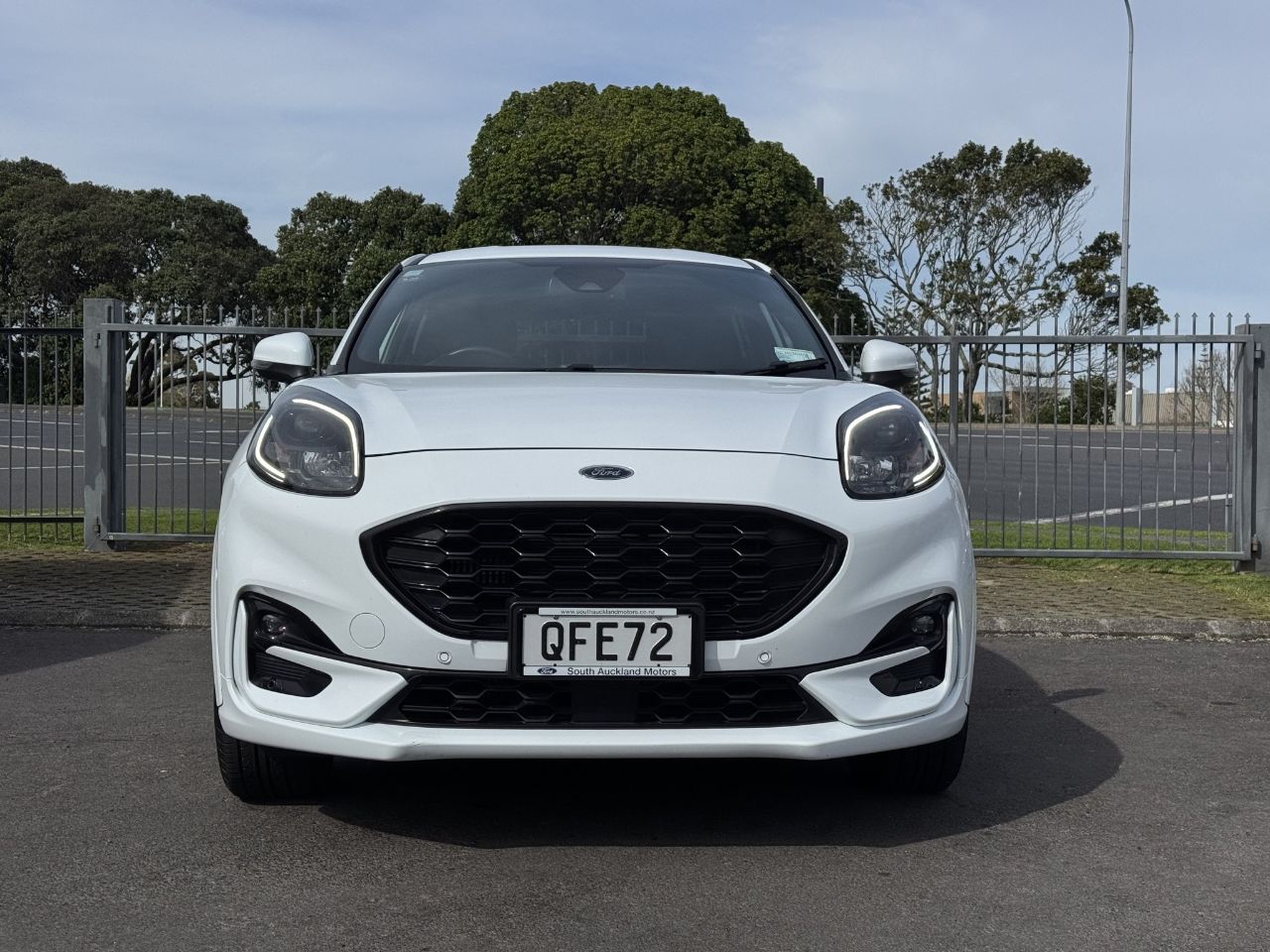 Vehicle image 2