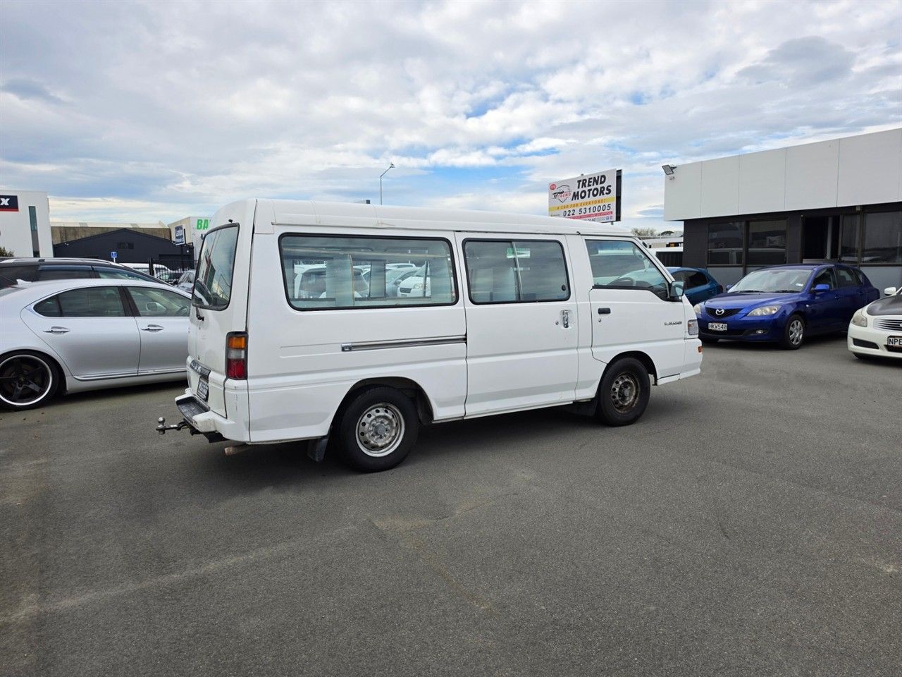 Vehicle image 2