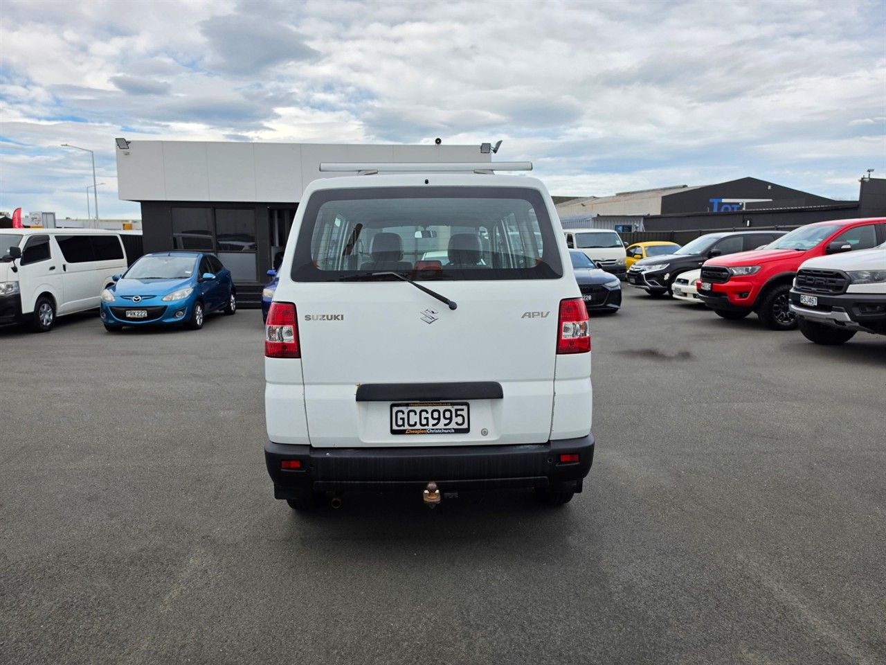 Vehicle image 3
