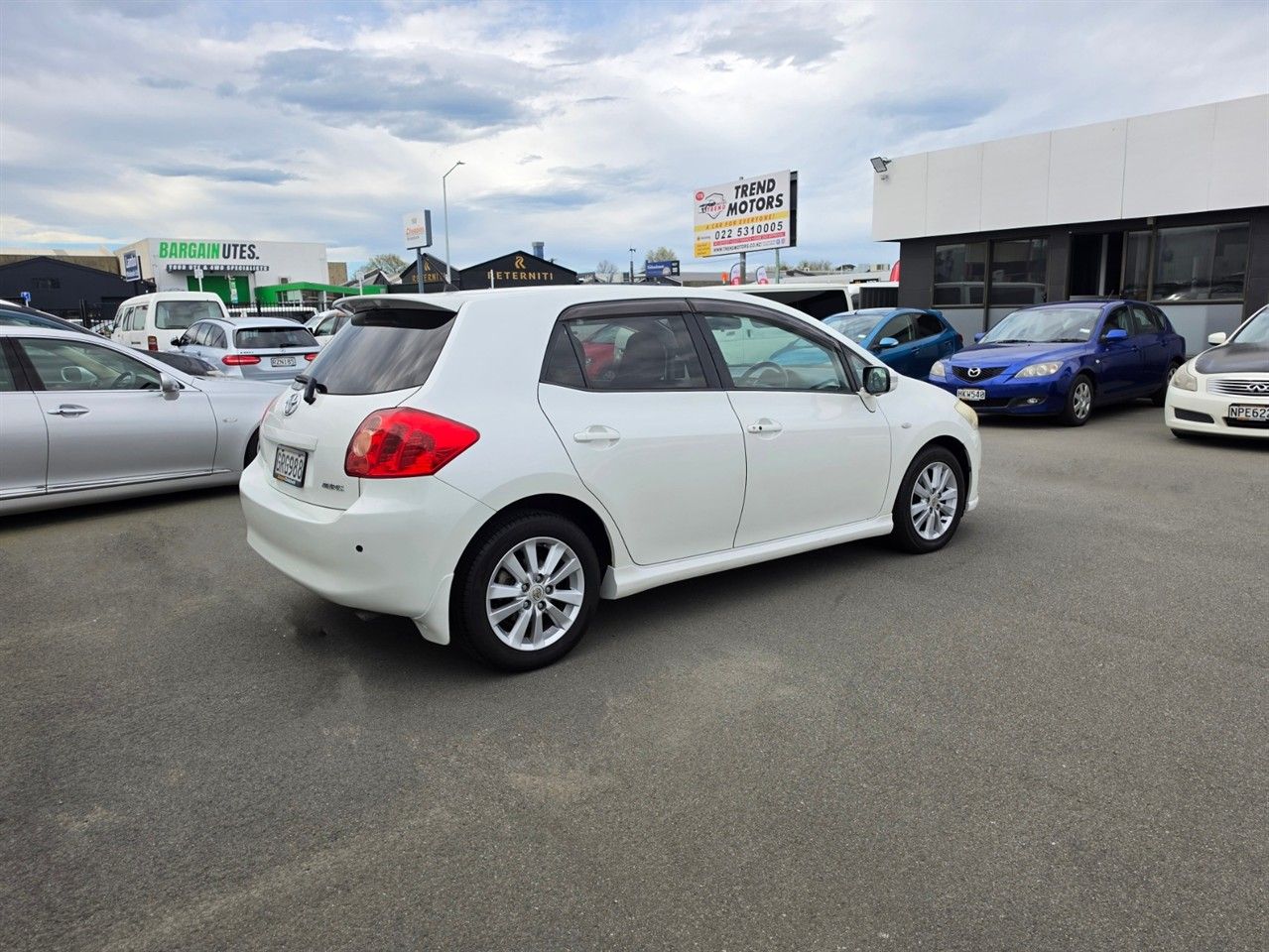 Vehicle image 2