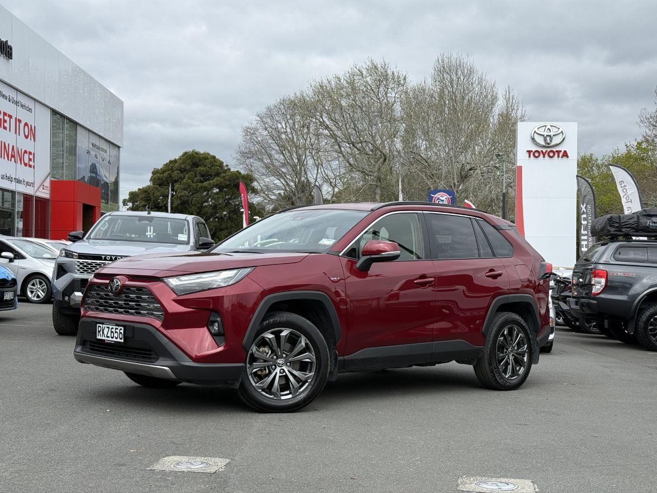Vehicle image 5