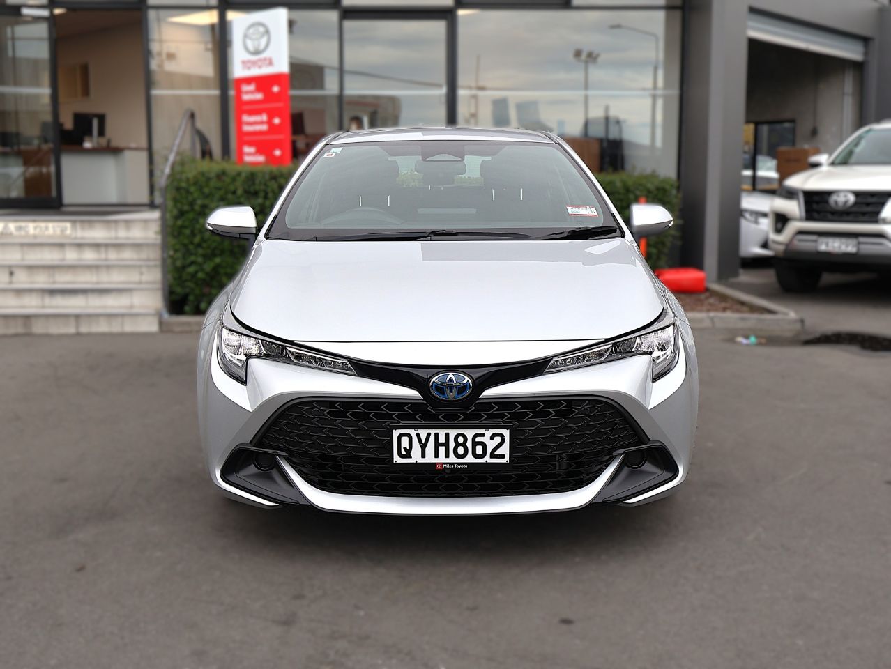 Vehicle image 2