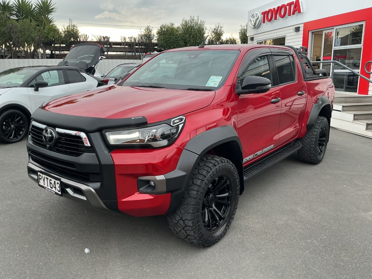 Vehicle image 3